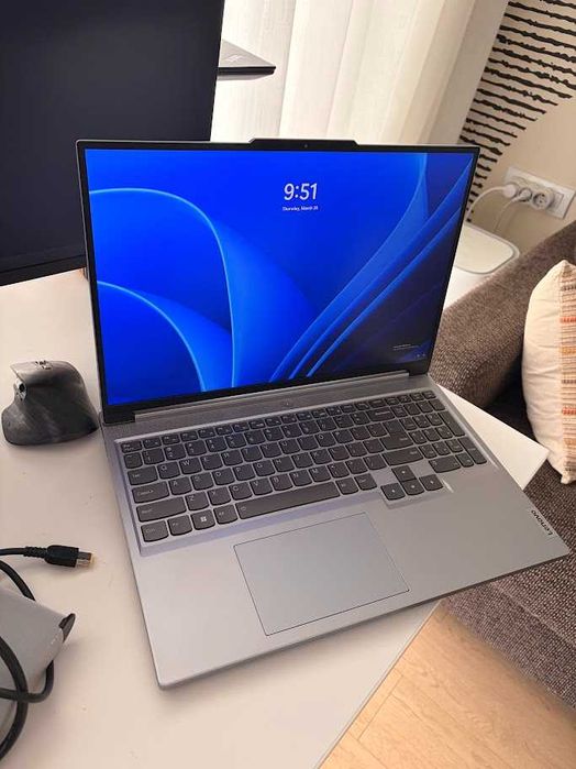 Laptop Gaming LENOVO Legion Slim 5 Ryzen 7 NVIDIA GeForce RTX 4060 8GB