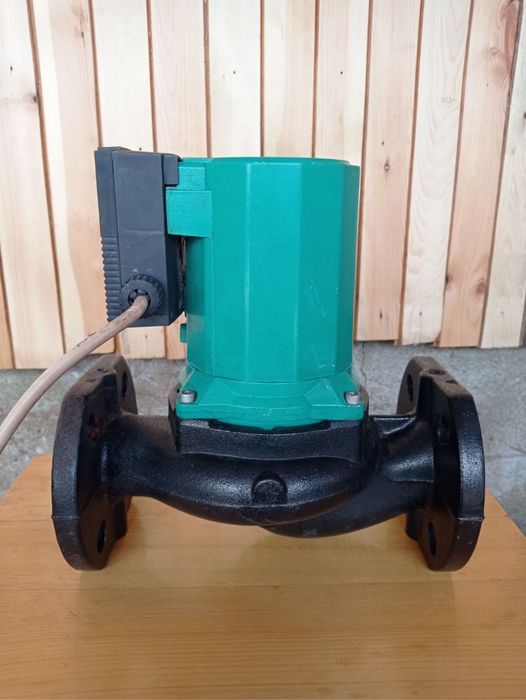 Голяма циркулационна помпа Wilo TOP- S50/7