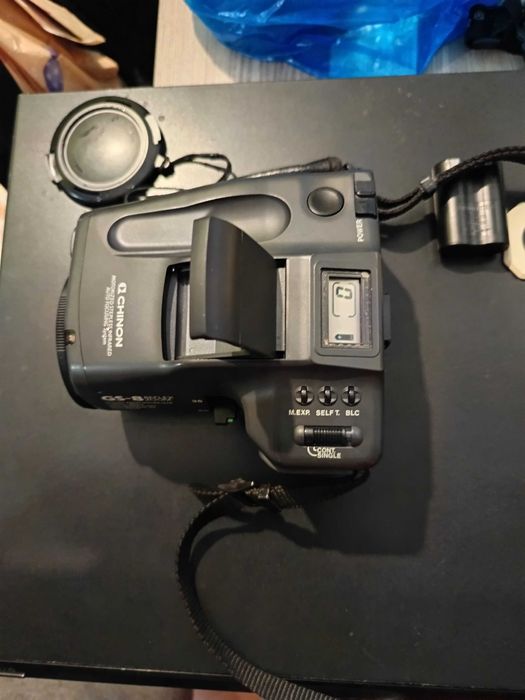 Лентов Фотоапарат CHINON