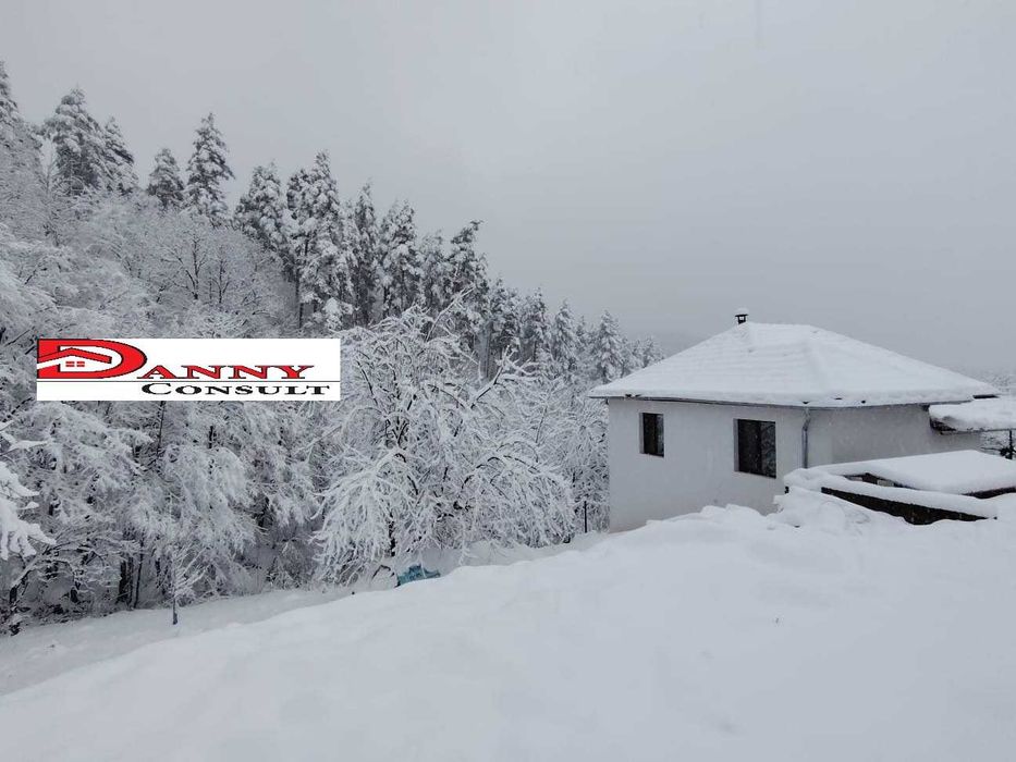 Реновирана къща за продажба в с. Драгневци - общ. Трявна