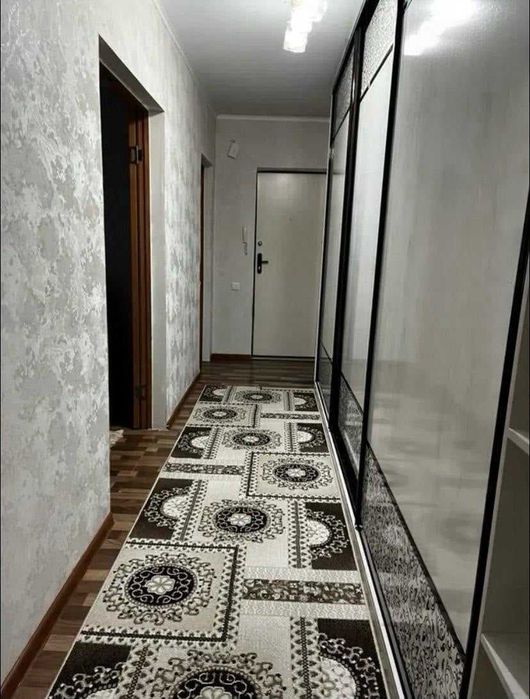 3комн.65кв.2/9этаж/29500.Аэропорт