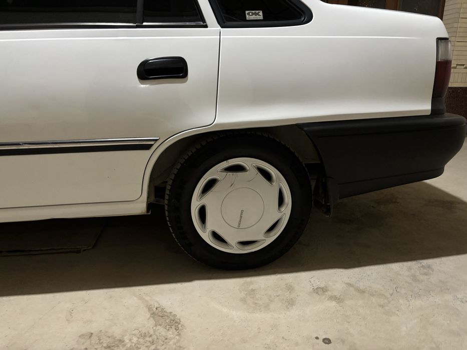 R 14 Balon  nexia 1 2 3 turi keladi