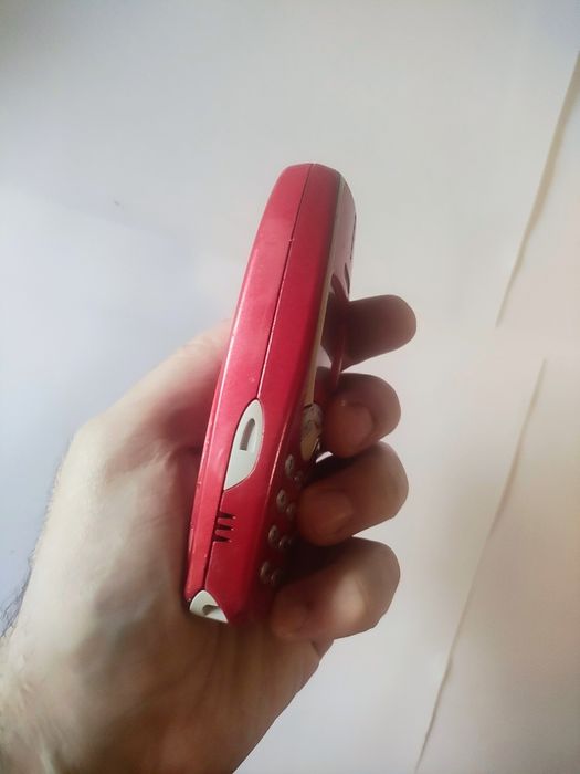 Nokia 3310   Red ( decodat)