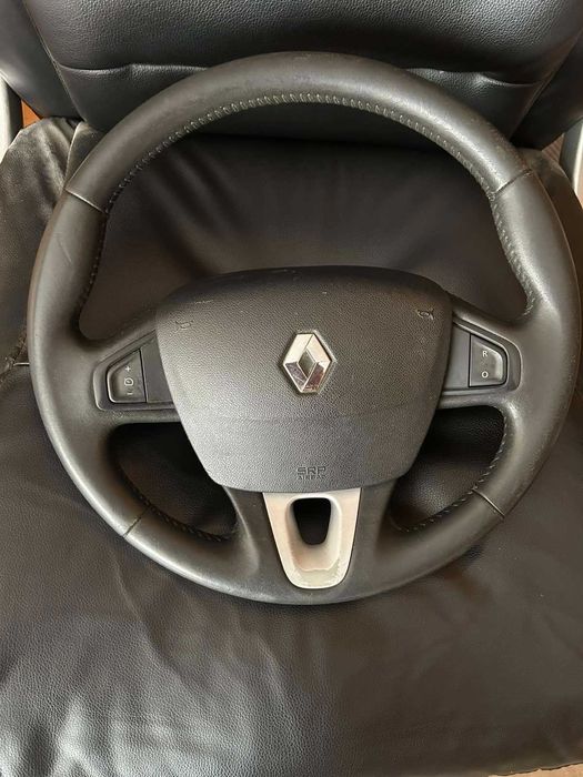 Кожен волан с еърбег за Renault Scenic 3
