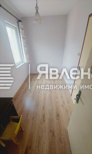 Продава се Тристаен апартамент в Варна, Лятно кино Тракия - 59 кв.м за 2272 €/кв.м - Снимка #1