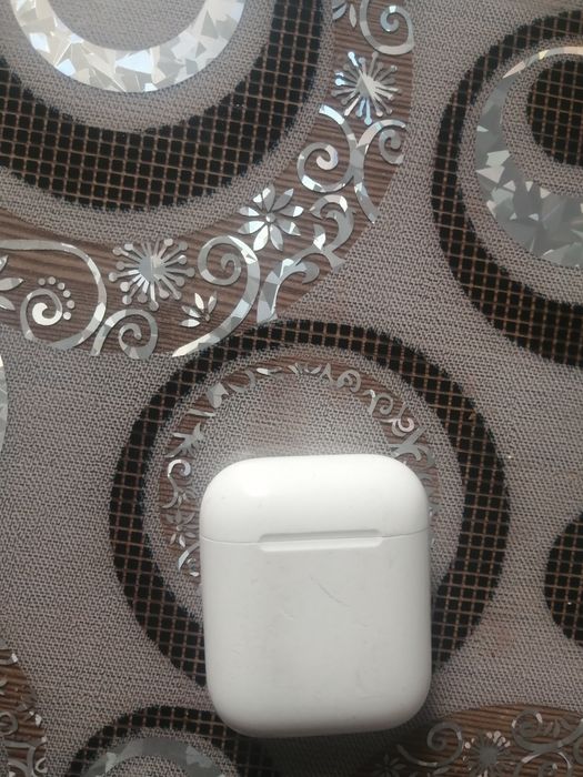 Продам AirPods(Айрподс)