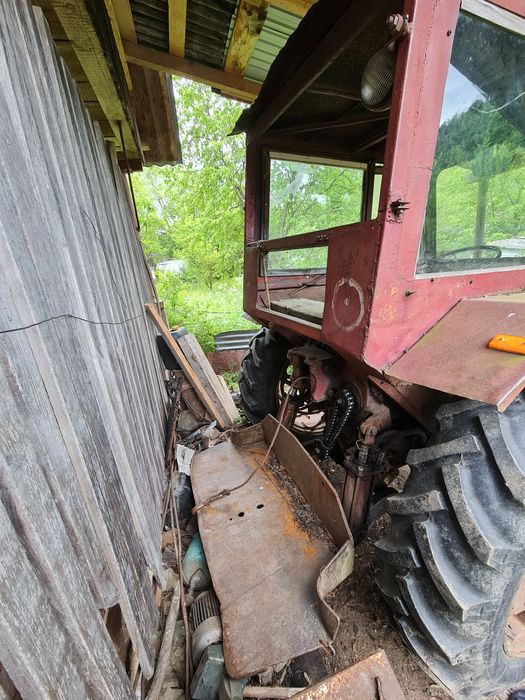 Vând tractor U650