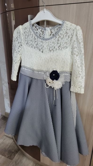 Платья на девочку