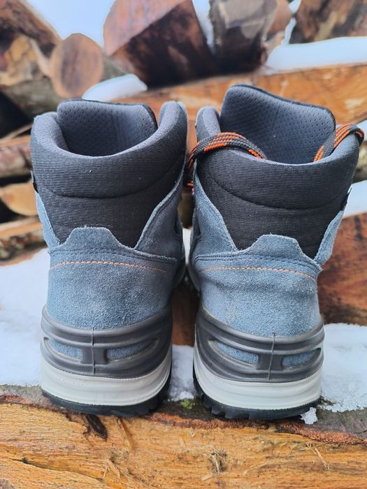 Ghete de munte Lowa Goretex 44