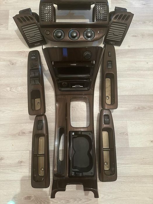 Консоль на камри 30 35