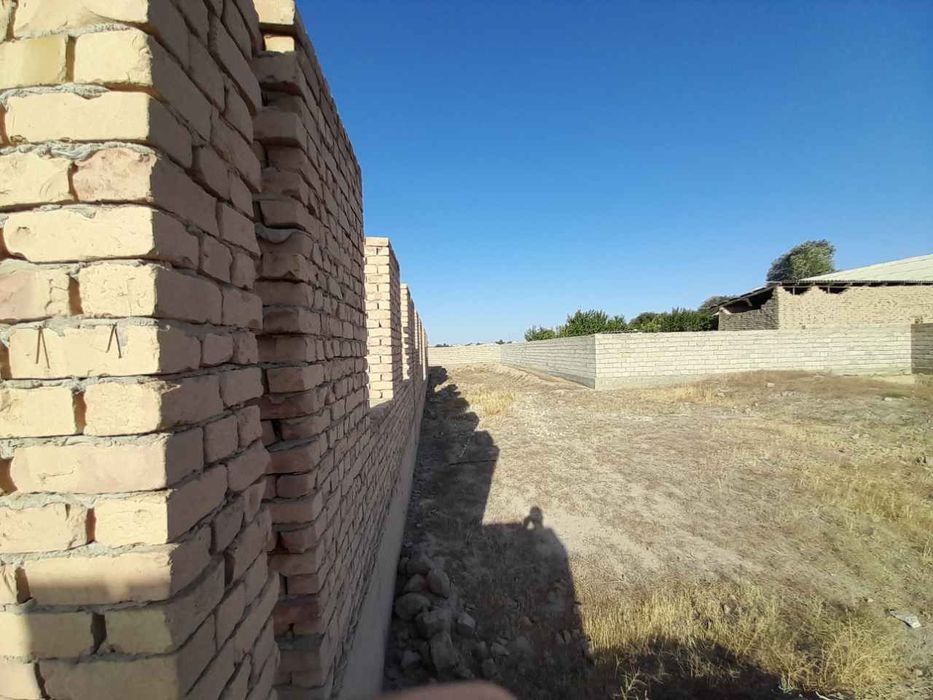 Qurilish tugatilmagan noturar bino sotiladi