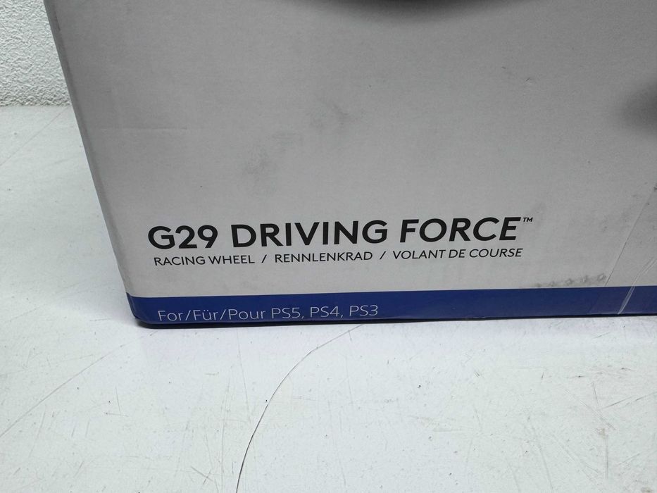 Волан с педали - Logitech G29 / PC/PS4/PS5