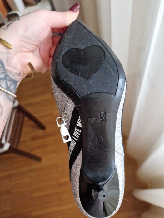 Botine Moschino Love mărime 36