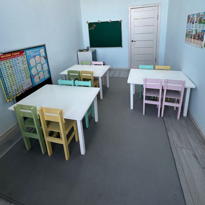 Столы стулья и шкаф для детсада и центра