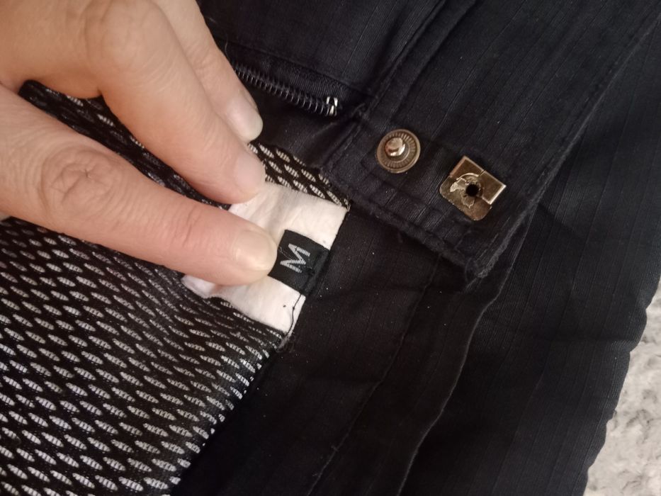 Отдам болонивые штаны