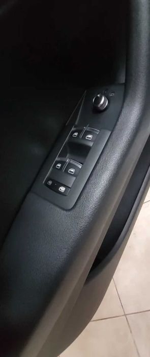 Бутони Копчета Управление Ел Стъкла AUDI АУДИ A4 B8 А4 Б8 A5 Q5 А5 S4