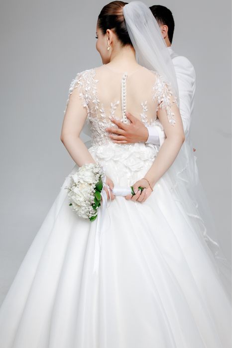 Продам свадебное платье