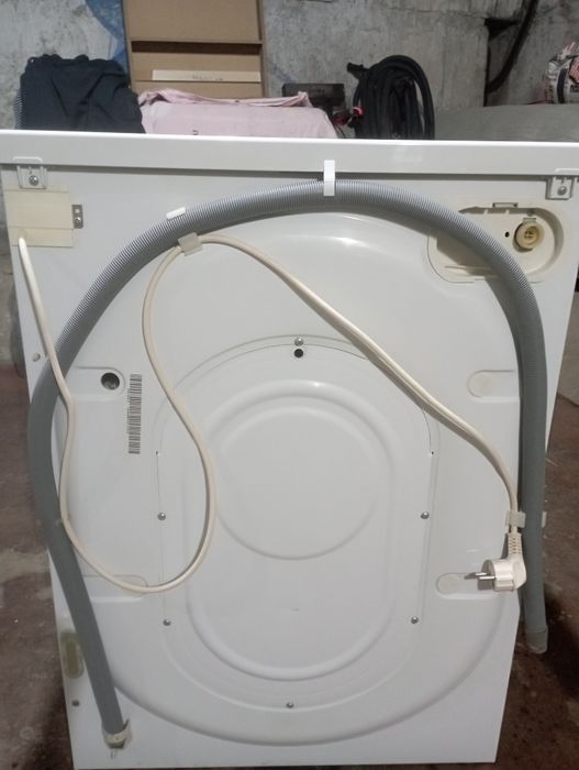 Стиральная  машина Hotpoint  ARISTON 7 кг7 кг