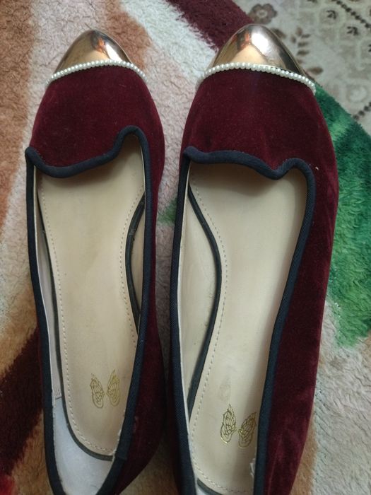 Продам недорого туфли