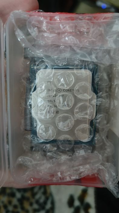 Intel Core I5 12400F