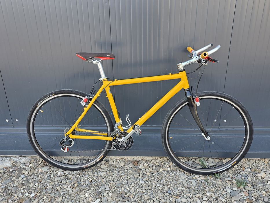 Bicicleta oras treking gravel roti 28" anvelope 700x35c furca carbon roti Falcrum