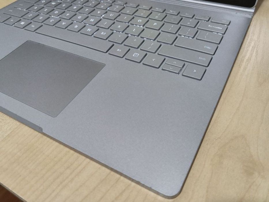 Ноутбук Microsoft Surface Book Core i7-6600U