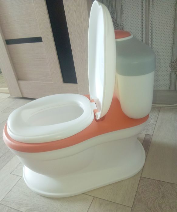 Продам детский горшок