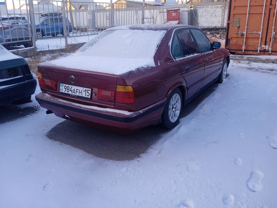 Продам БМВ Е34 525