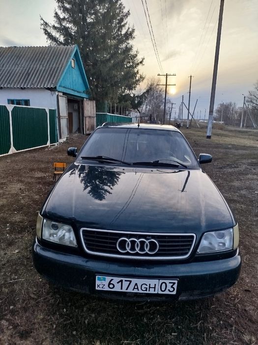 Ауди А6 
Продам Audi A6 C4, 1994 Текст.
Двигатель 2.0