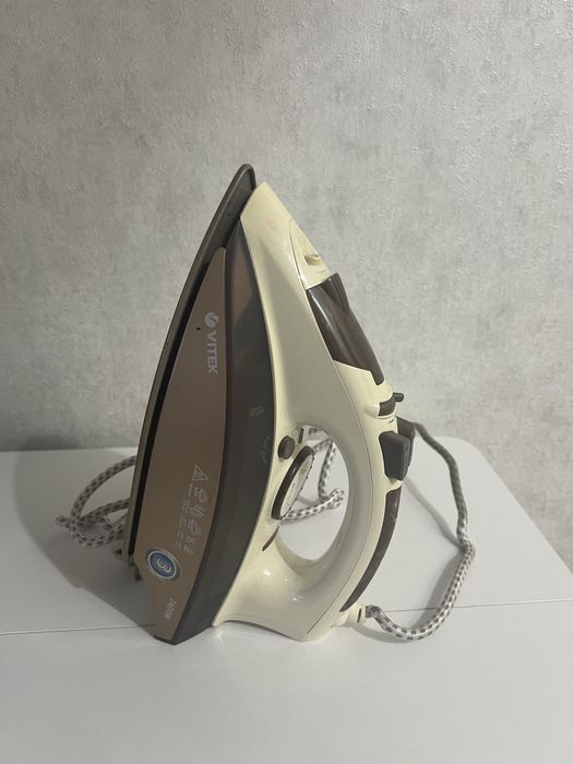 Утюг работает хорошо