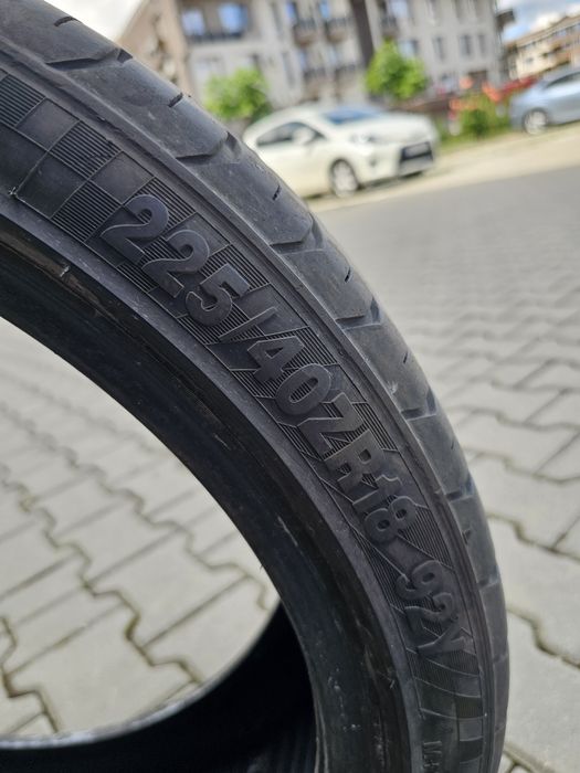 Лятна гума Radar Dimax R8+ 225 40 R18 92Y