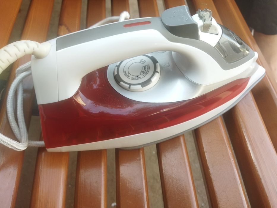 Продам Утюг BOSCH professional