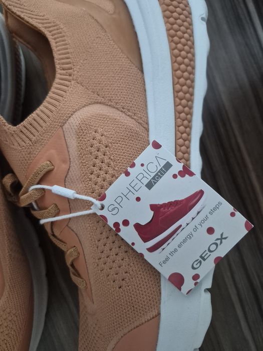 Дамски маратонки Geox D SPHERICA ACTIF - Sneakers laag - peach