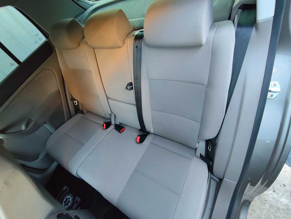 Vând Volkswagen Golf 6 Plus, an de fabricație 2009, motorizare 1.6 benzină.166.000