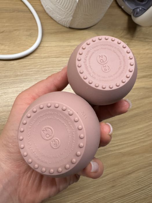 Ezpz Обучителна силиконова чаша 4 + месеца Tiny Cup Blush
