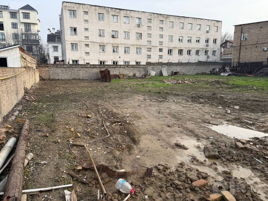 Продаётся ЗЕМЛЯ в Центре Луначарского 3.2-сотки, ровный участок