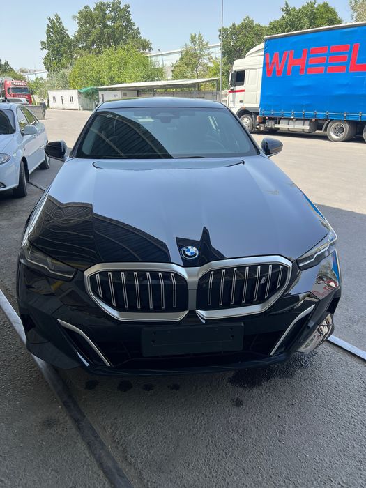 Bmw i5 40L natariusga tayyor dop opsiyali