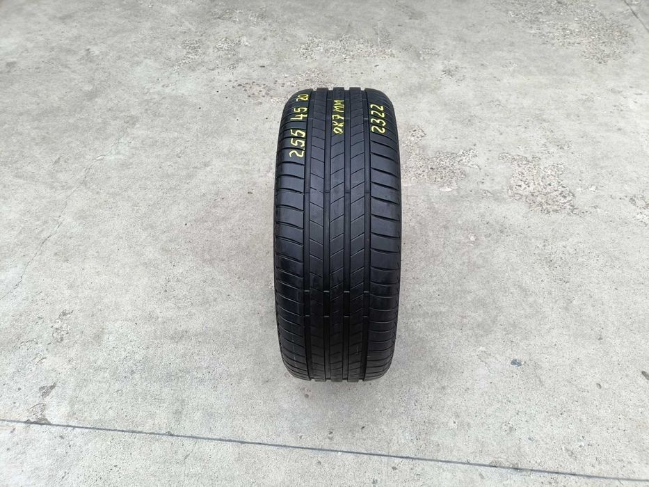 O anvelopa vara 255 45 20 Bridgestone Turanza T005 cu 7 mm dot 2322