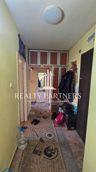 Продава се Двустаен апартамент в Перник, Изток - 70 кв.м за 1100 €/кв.м - Снимка #16