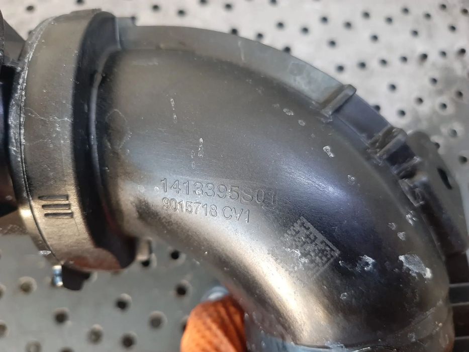tubulatura admisie cu senzor  1.2b hn09 peugeot 208 9835384480  9835384480-03  1413395s01