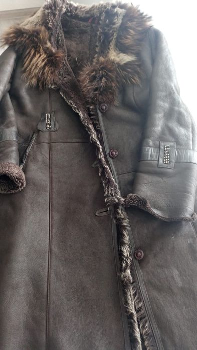 Продам дублёнку 50-52 размера