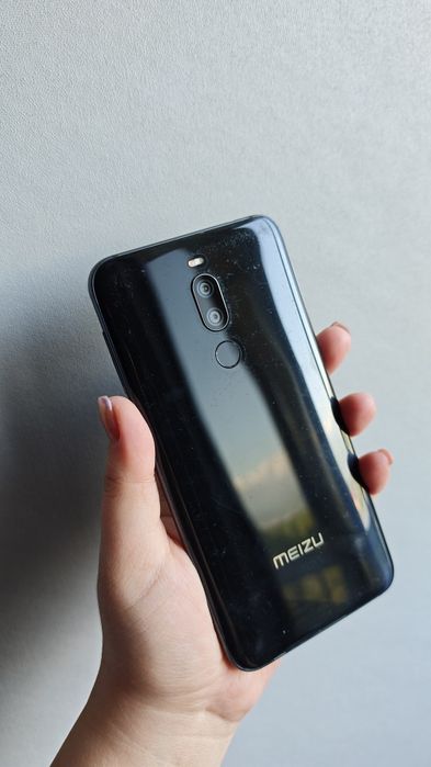 Продам телефон MEIZU X8