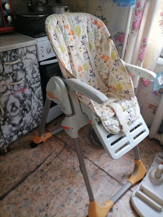 Продам стульчик для кормления