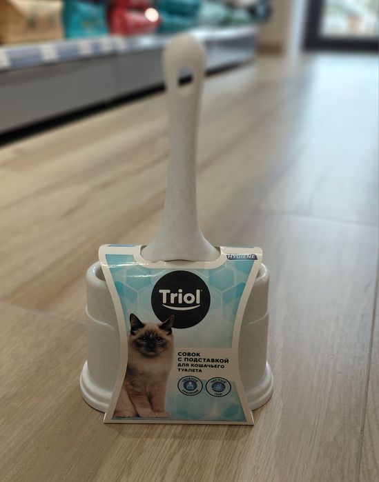 Совок с подставкой для кошачьего туалета