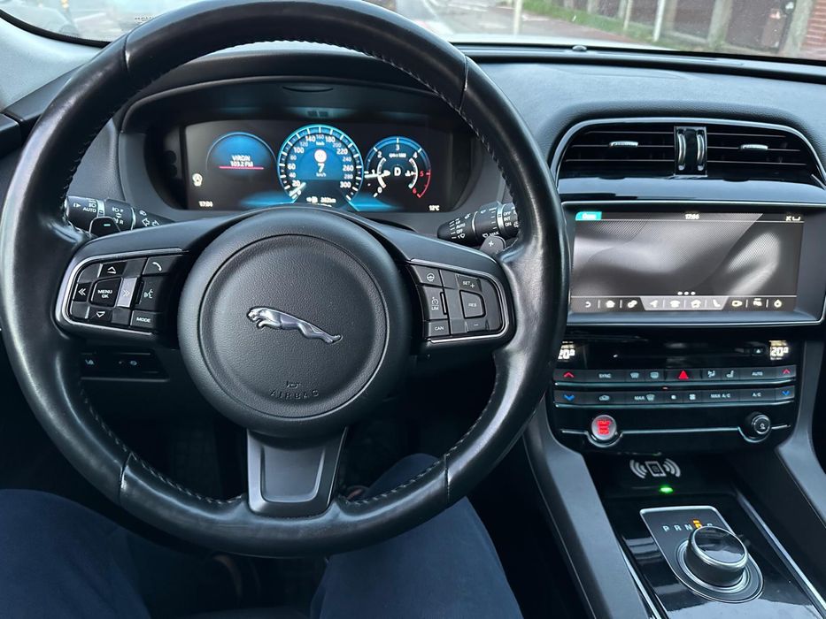 Vand Jaguar F-Pace