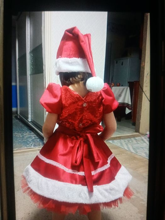 Продам Платье Новогоднее Новый