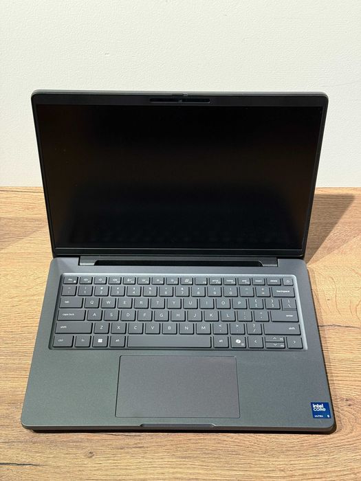 Laptop Dell Precision Pro Max 14 Workstation 14" FHD+ Ultra 5 225H 32GB Ram 512GB SSD Intel ARC Win11