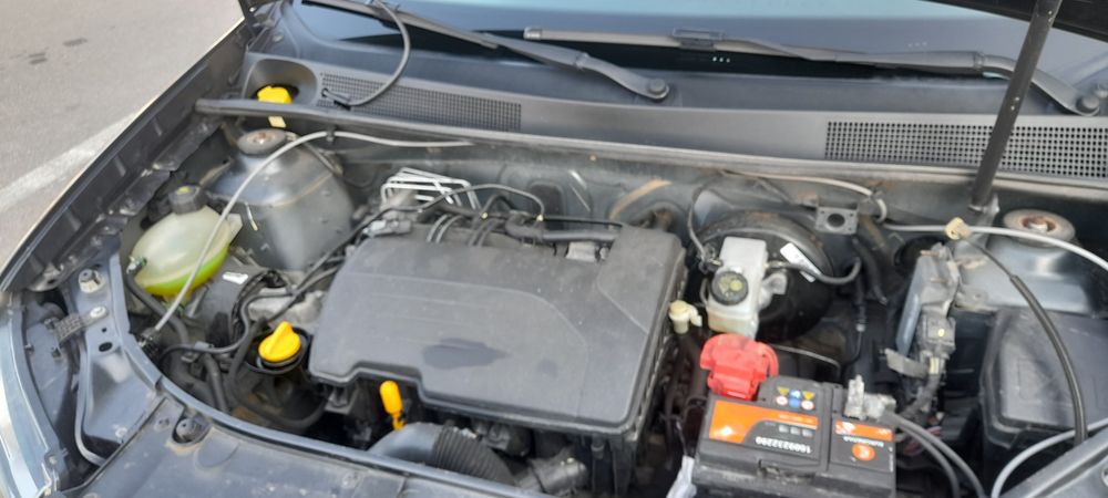 Dacia Sandero 12
