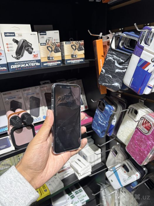 Iphone 11 pro gozal holatda 72 yomks 64 gb