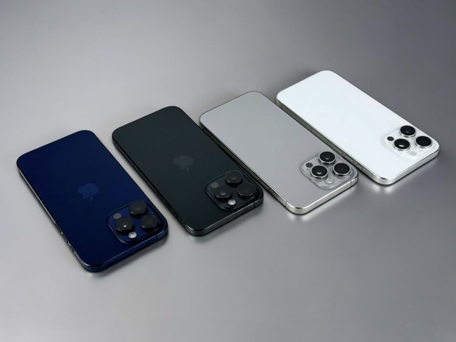 Apple iPhone 15 Pro Max 256GB Black / White / Natural / Blue Перфектен! Гаранция!